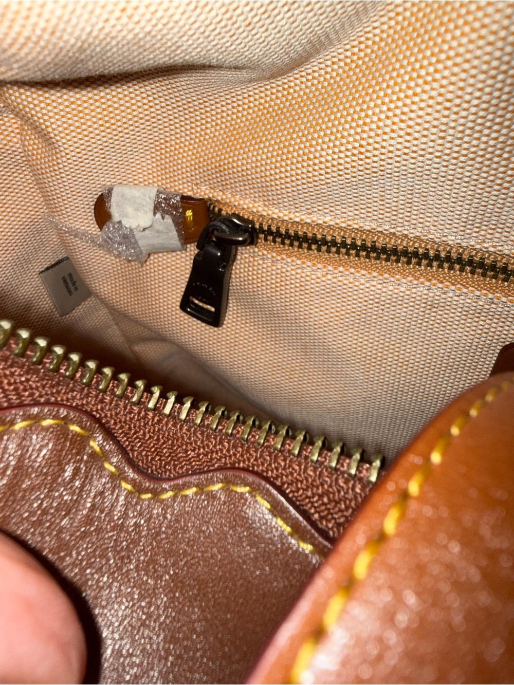 EUC Coach Mailbox Bag 1941 Saddle - Picture 15 of 15